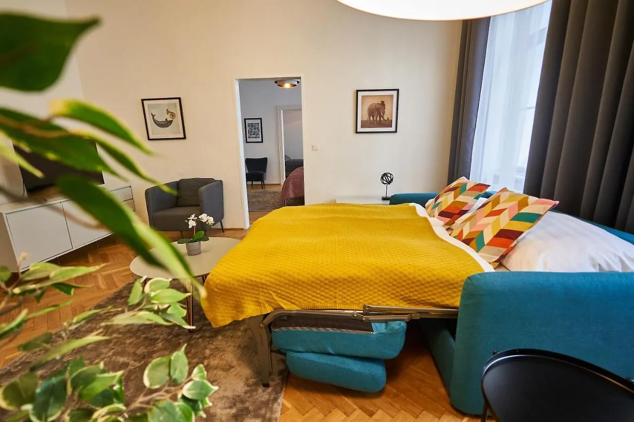 Appartement Fancy Home For 5 With Self-Check-In At Spittelberg Vienne