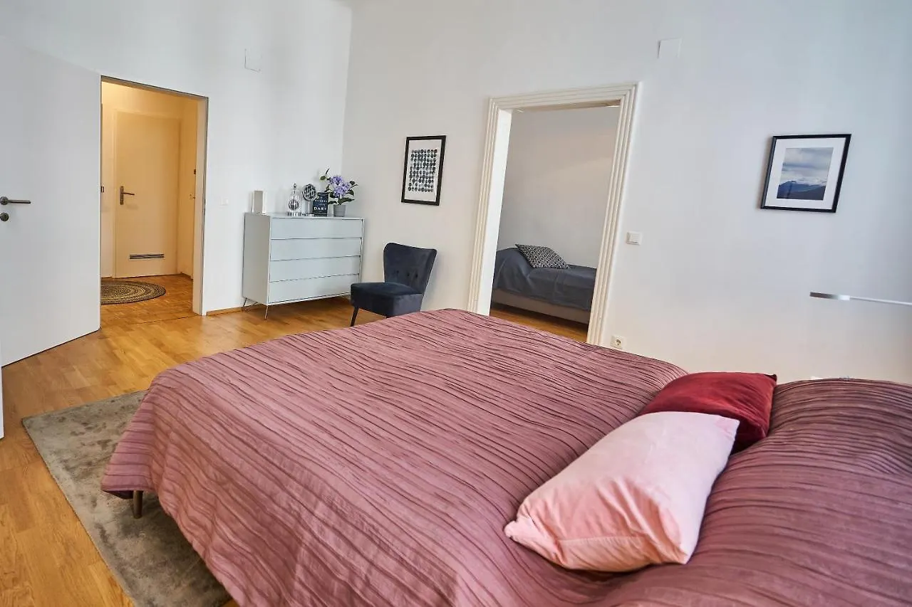 Appartement Fancy Home For 5 With Self-Check-In At Spittelberg Vienne