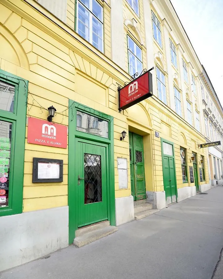 Fancy Home For 6 With Self-Check-In At Spittelberg Wien