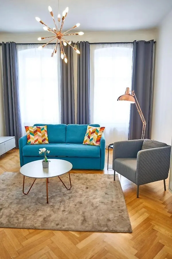 Appartement Fancy Home For 5 With Self-Check-In At Spittelberg Wenen Oostenrijk