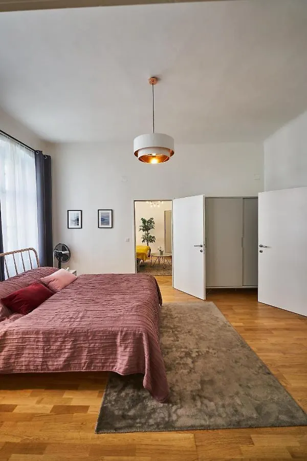 Fancy Home For 5 With Self-Check-In At Spittelberg Wenen Oostenrijk
